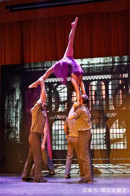 美好回忆--加拿大炫光马戏团的舞台表演